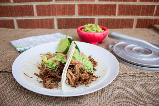 Smoked Carnitas with tropical guacamole